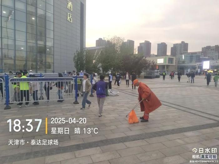 武汉卓尔攻守兼顾，坚守主场